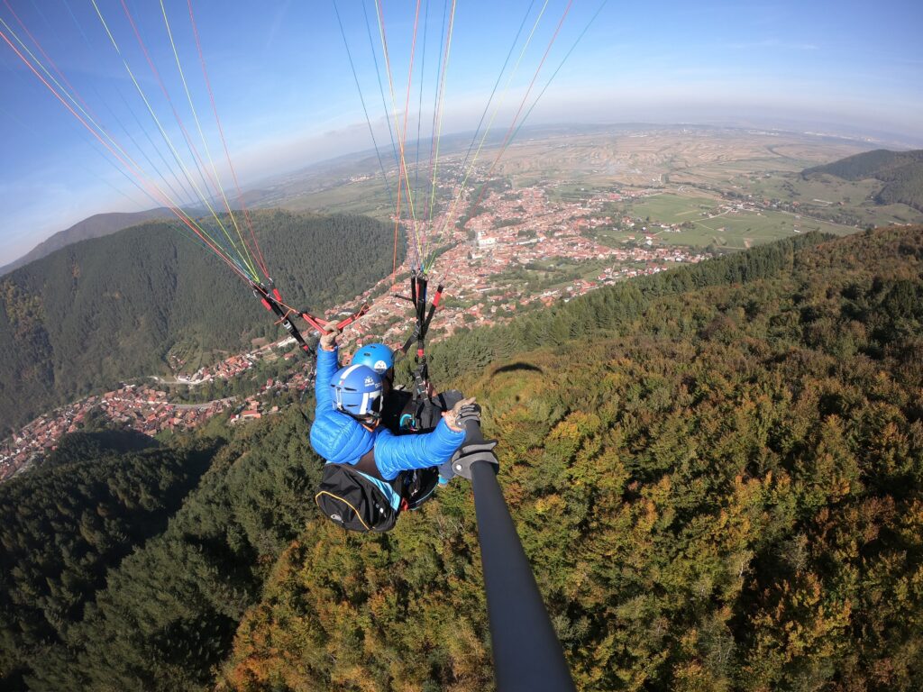 Zbor cu parapanta în tandem